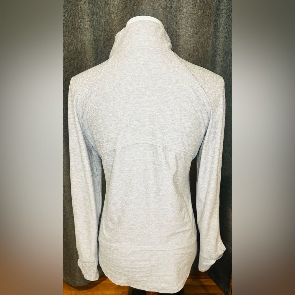 Apana Quarter Zip Active Pullover Gray Long Sleeve Top Size Medium - Picture 7 of 13